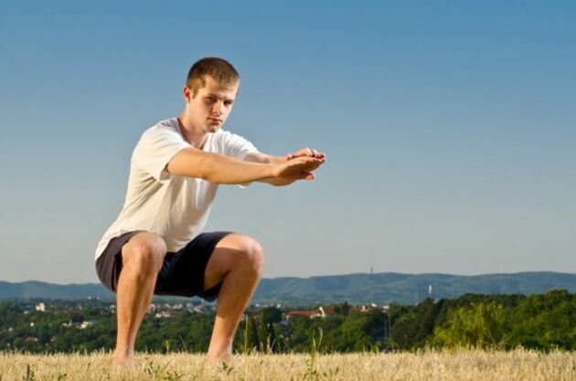 Gli squat aumentano la potenza a causa dell'attivazione dei muscoli del perineo